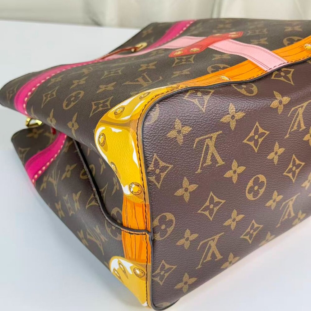 Louis Vuitton Monogram Canvas Limited Edition Neonoe Bucket Bag with Pink Trim - Picture 5 of 8